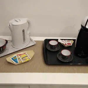 *** Alojamento de Acomodação e Pequeno-almoço Maison Arena Itália