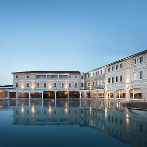 ***** Hotel Terme Di Natural & Golf - The Leading Of The World Itália